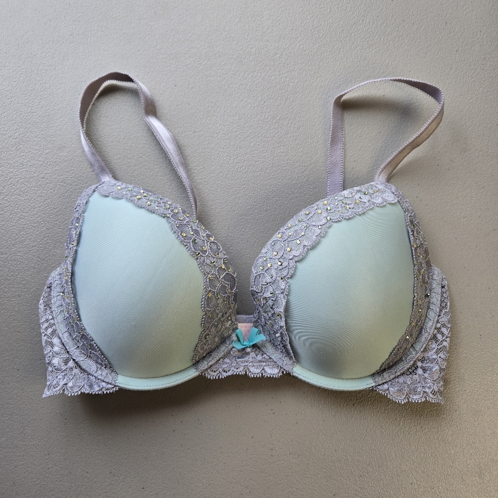 Victorias Secret Bra 34D